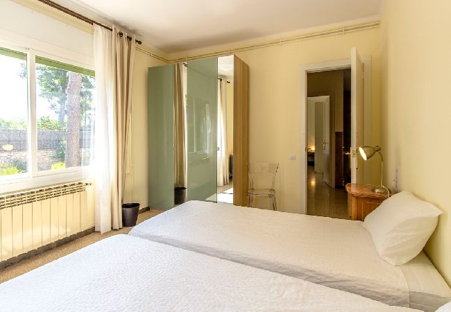 Villa in Corbera de llobregat - Elegant Mountain Villa just 30km to Barcelona Villa in Corbera de llobregat - Elegant Mountain Villa just 30km to Barcelona