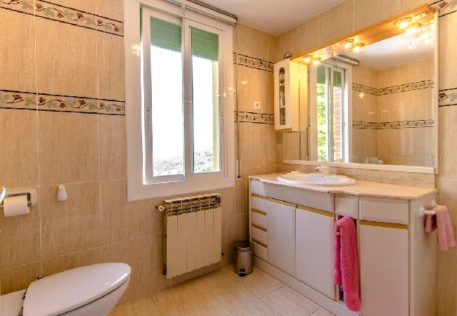 Villa in Corbera de llobregat - Elegant Mountain Villa just 30km to Barcelona Villa in Corbera de llobregat - Elegant Mountain Villa just 30km to Barcelona