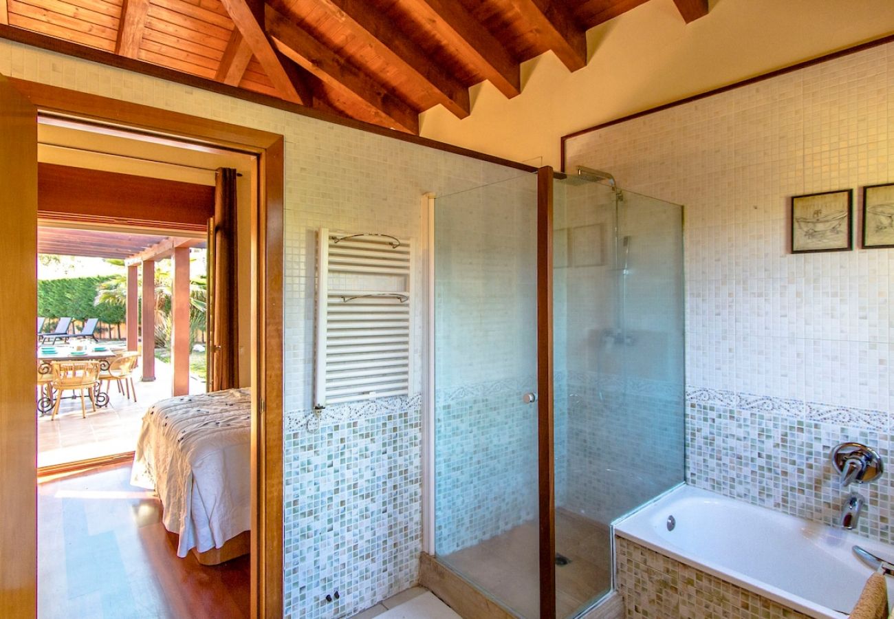 Villa in Vidreres -  A Costa Brava gem - only a few minutes to the beach!