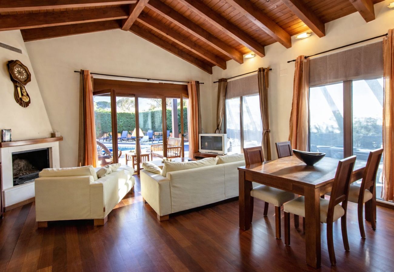 Villa in Vidreres -  A Costa Brava gem - only a few minutes to the beach!