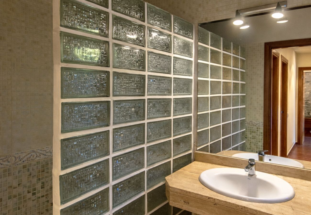 Villa in Vidreres -  A Costa Brava gem - only a few minutes to the beach!