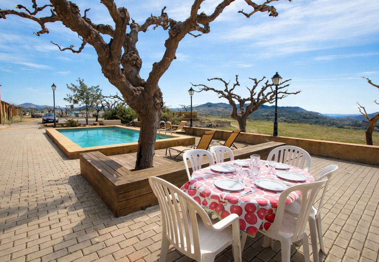 Villa in Alforja - Your own private estate just 20km from Salou!