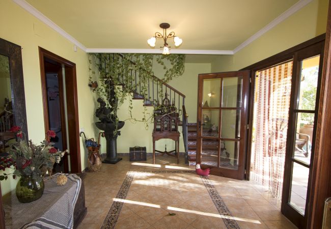 Villa in La Selva del Camp - Incredible secluded villa, just 18 km from Beach! Villa in La Selva del Camp - Incredible secluded villa, just 18 km from Beach!