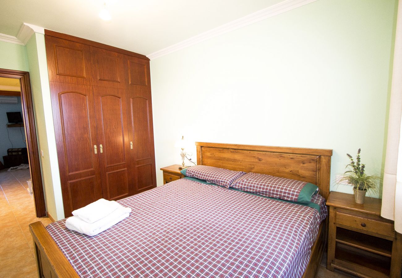 Villa in La Selva del Camp - Incredible secluded villa, just 18 km from Beach!
