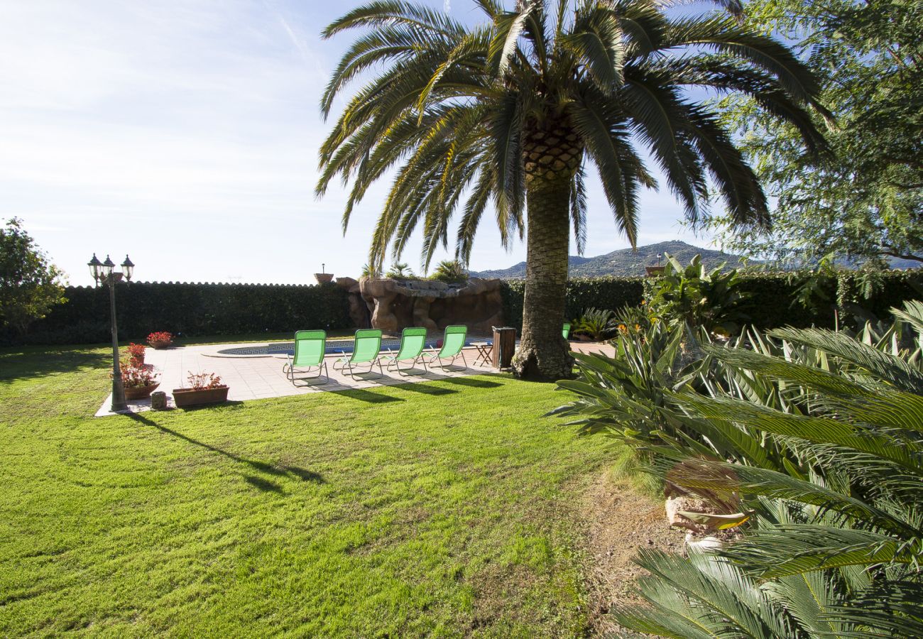Villa in La Selva del Camp - Incredible secluded villa, just 18 km from Beach!