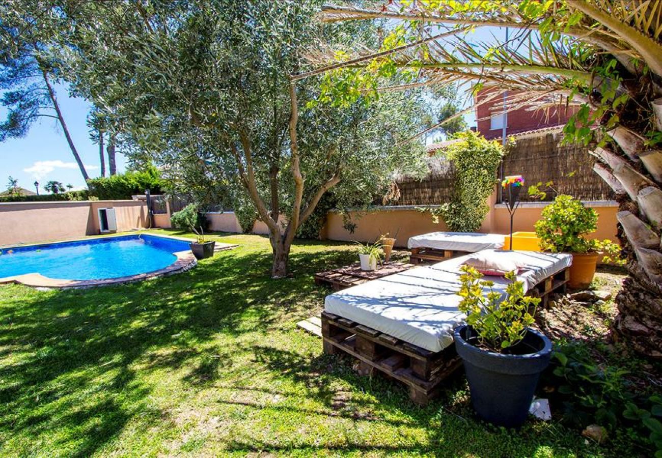 Villa in Sentmenat - Modern and spacious w/ private pool close to BCN