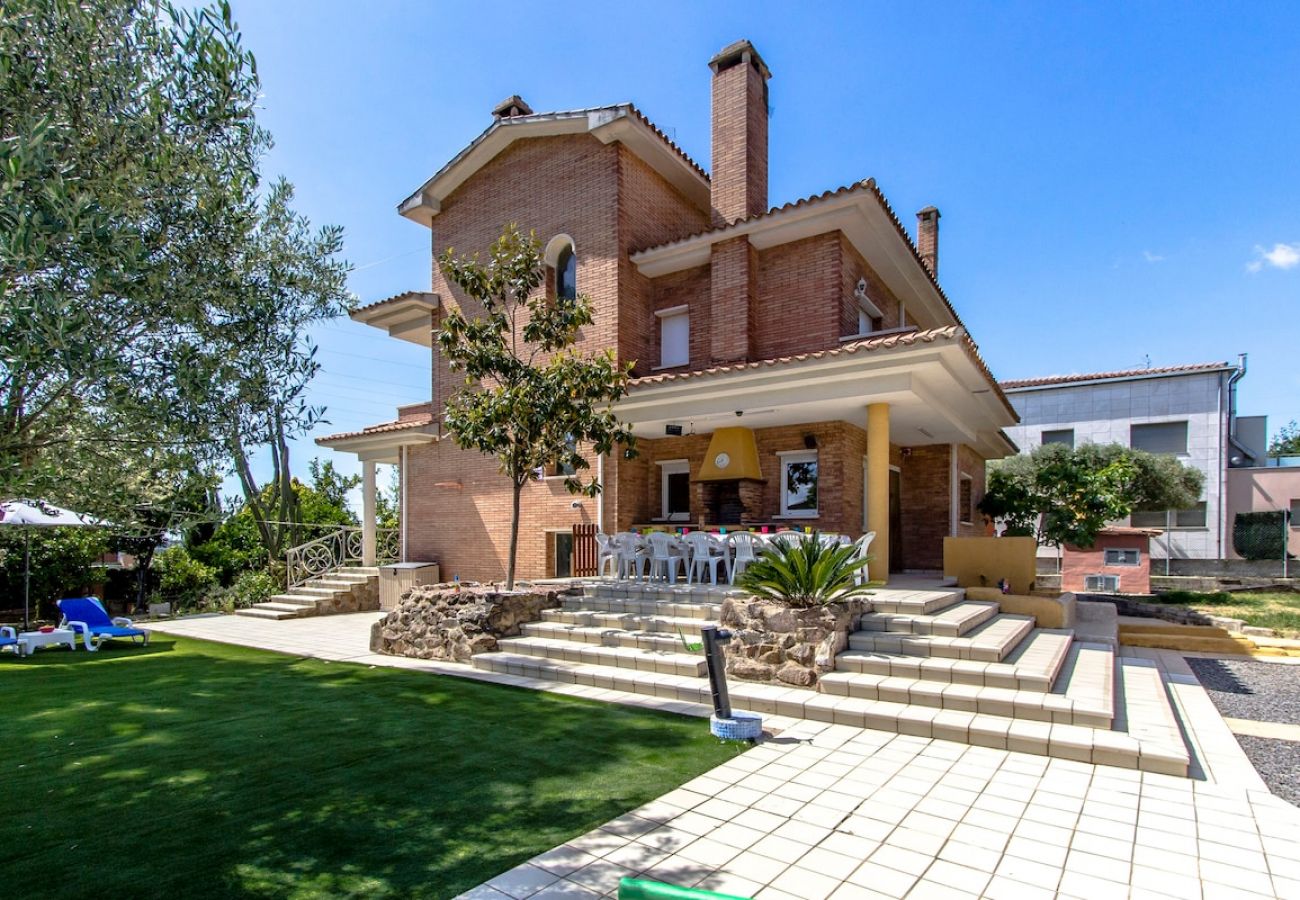 Villa in Sentmenat - Stunning Villa w/ private pool 33 km to Barcelona!