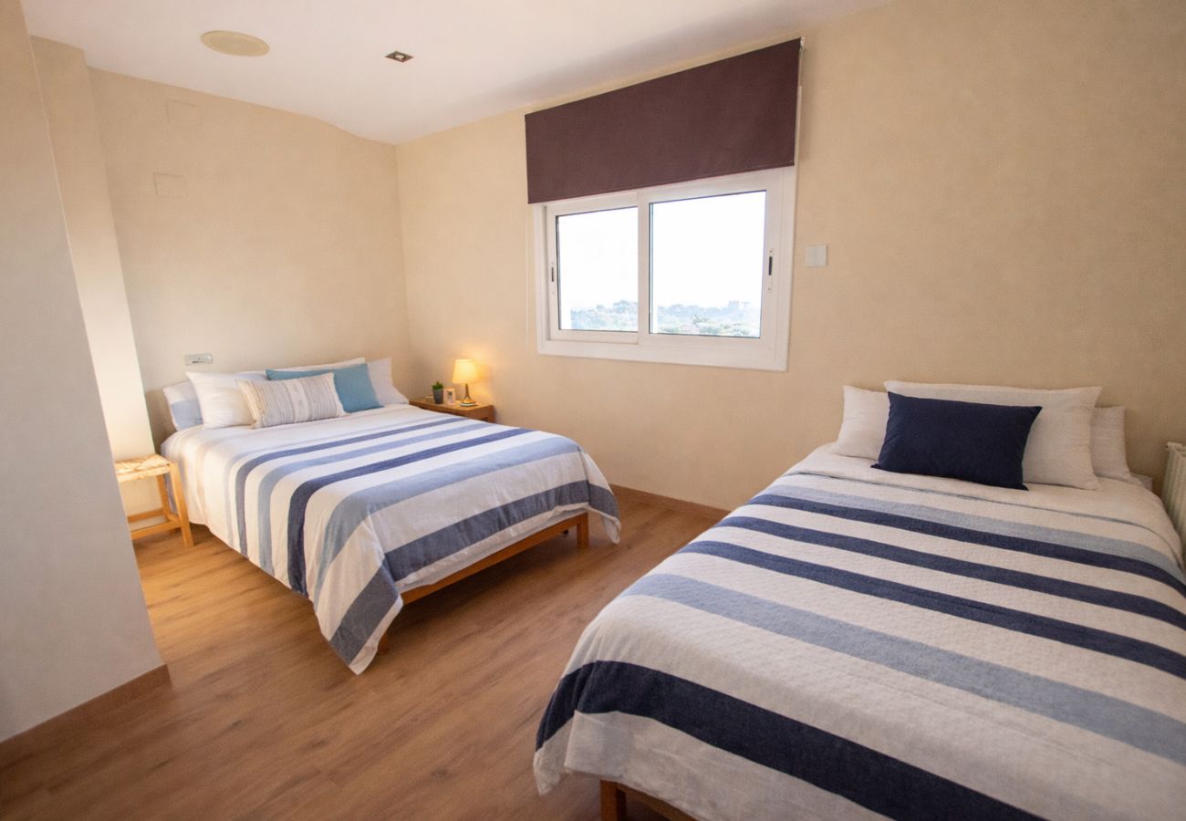 Villa in Sentmenat - Stunning Villa w/ private pool 33 km to Barcelona!