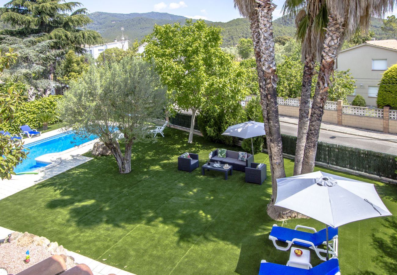 Villa in Sentmenat - Stunning Villa w/ private pool 33 km to Barcelona!