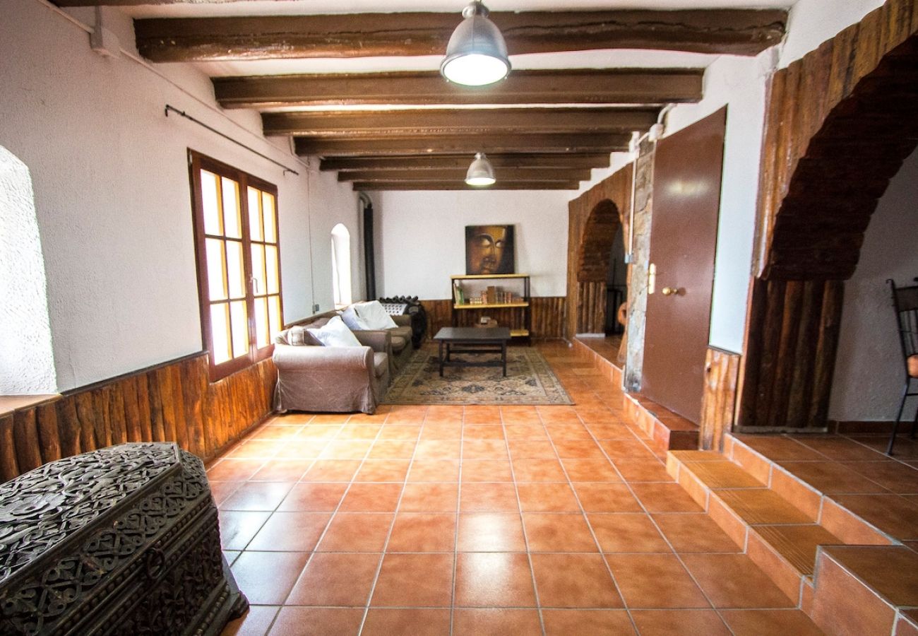 Villa in Olerdola -  Splendid Sanctuary w/ private pool 15km to Sitges!