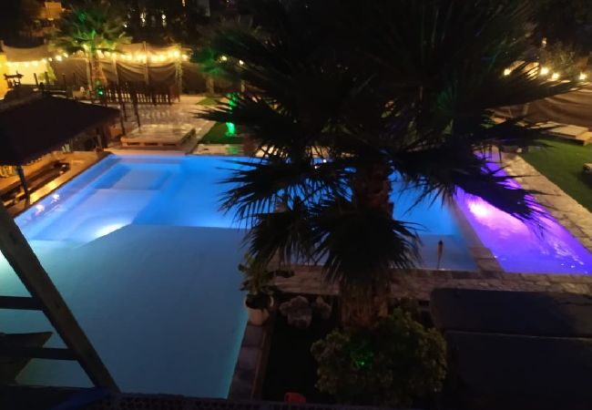 Villa in Rubí - Relax and Recharge - only 34km from Barcelona!  Villa in Rubí - Relax and Recharge - only 34km from Barcelona!
