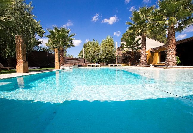 Villa in Rubí - Relax and Recharge - only 34km from Barcelona!  Villa in Rubí - Relax and Recharge - only 34km from Barcelona!