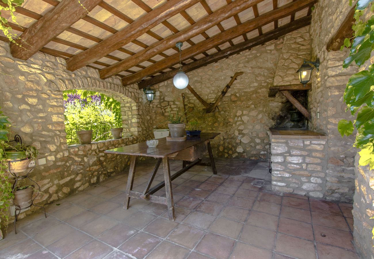 Villa in Santa Oliva - Regal Retreat with extra large pool near Sitges