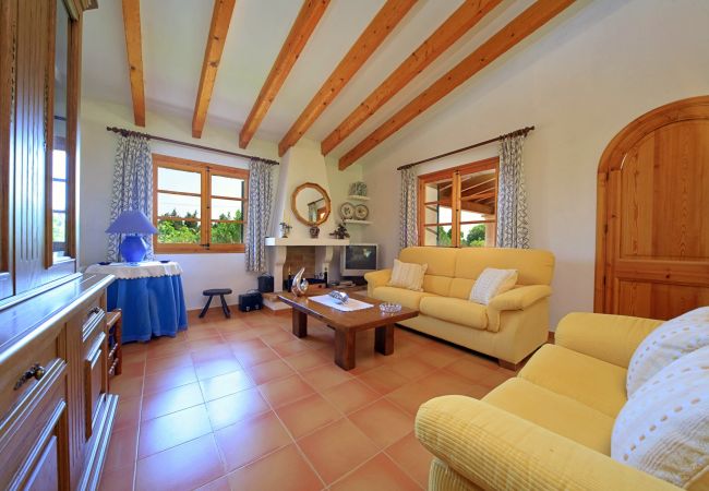 Villa in Pollensa / Pollença -  Charming villa w/ pool walking distance to beach! Villa in Pollensa / Pollença -  Charming villa w/ pool walking distance to beach!