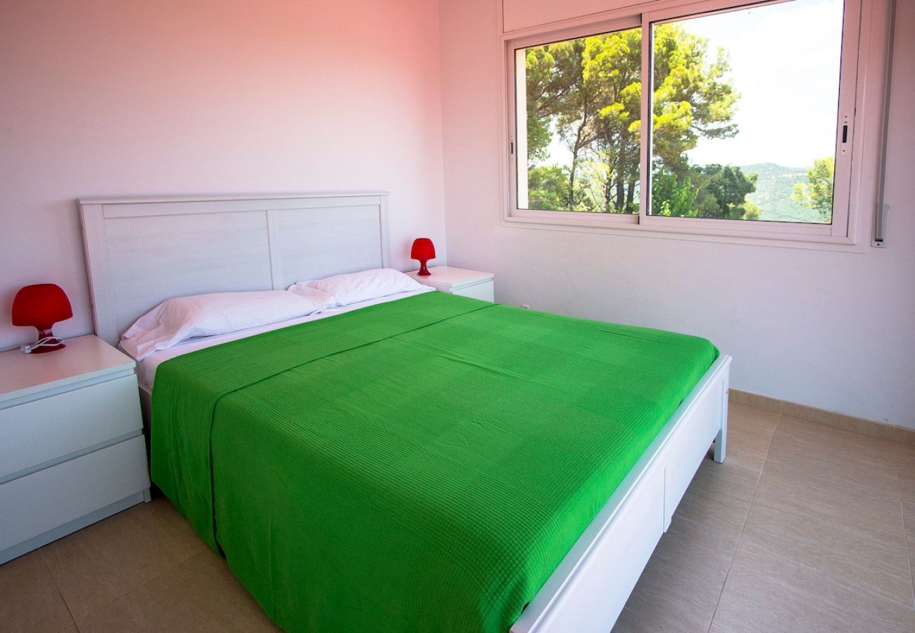 Villa in Lloret de Mar - Fun and Frolic in Lloret del Mar 3.5km to beach!