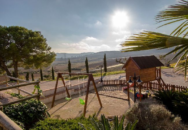 Villa in La Bisbal del Penedés - Captivating Villa in the Vineyards close to Sitges Villa in La Bisbal del Penedés - Captivating Villa in the Vineyards close to Sitges