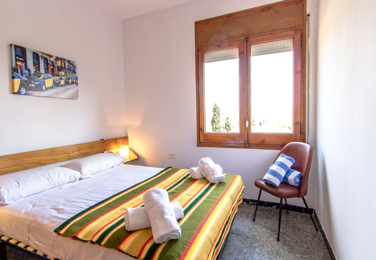 Villa in Sant Cugat del Vallès - Super Sant Cugat with swimming pool just 15 km from Barcelona!