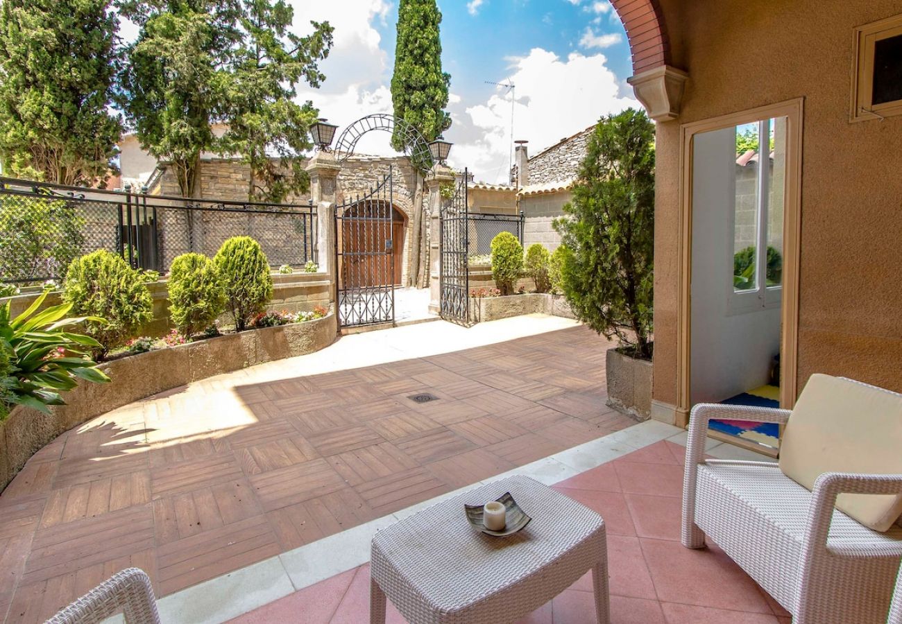 Villa in Sant Ramon - Stylish Villa for 27 in Catalonian countryside!