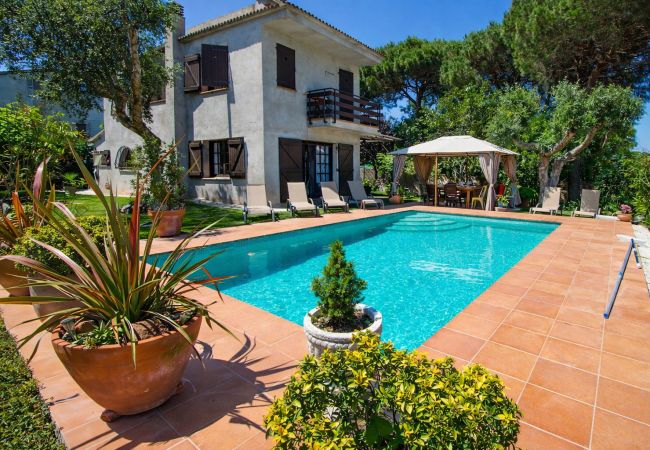Villa in Vidreres -  Delightful destination in the heart of Costa Brava