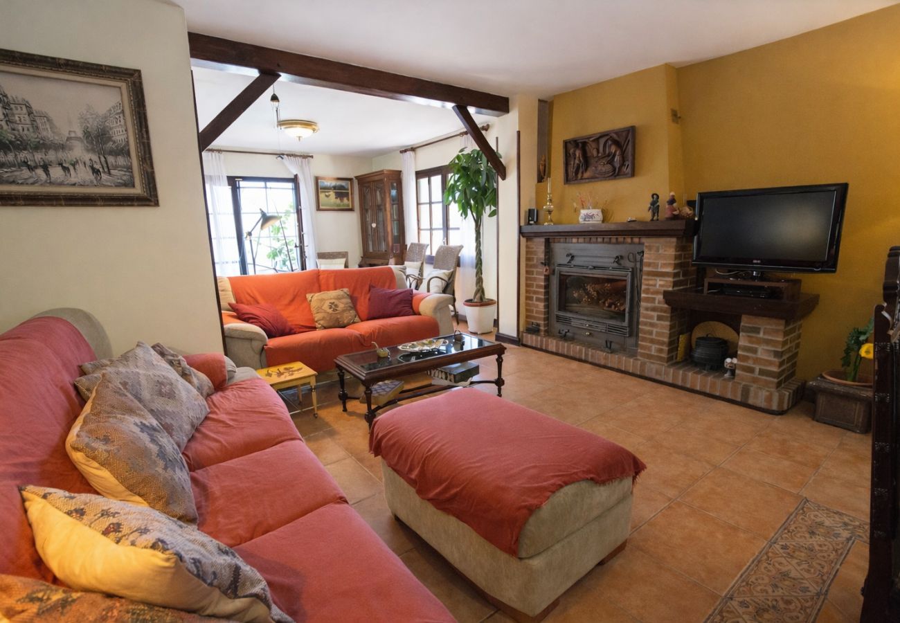 Villa in Vidreres -  Delightful destination in the heart of Costa Brava