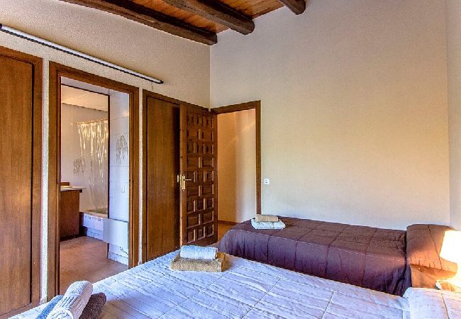 Villa in Sant Pere de Vilamajor - Nature and Tranquility for 24 pax - 30km to beach Villa in Sant Pere de Vilamajor - Nature and Tranquility for 24 pax - 30km to beach