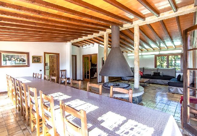 Villa in Sant Pere de Vilamajor - Nature and Tranquility for 24 pax - 30km to beach Villa in Sant Pere de Vilamajor - Nature and Tranquility for 24 pax - 30km to beach