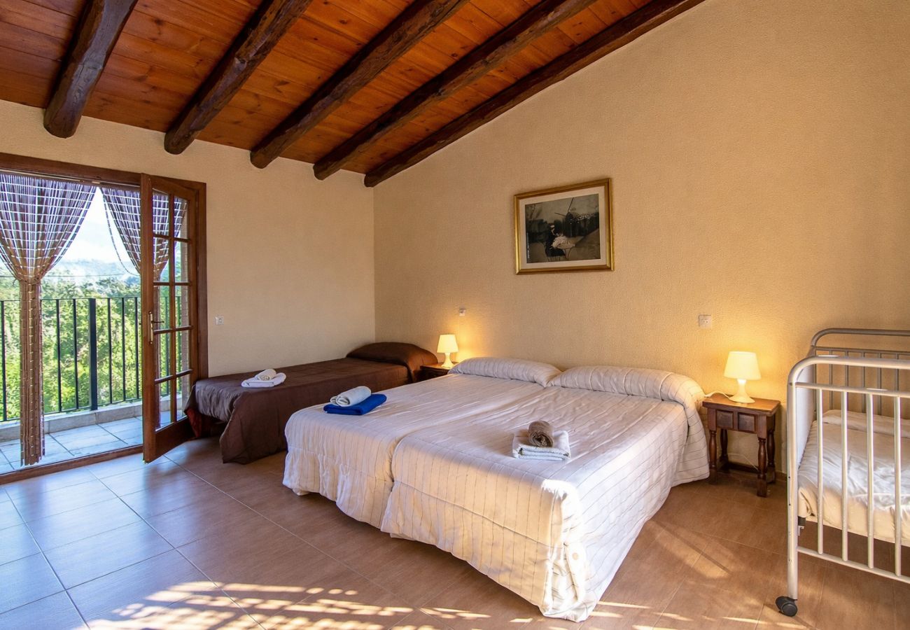 Villa in Sant Pere de Vilamajor - Nature and Tranquility for 24 pax - 30km to beach