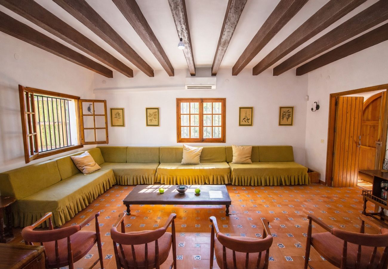 Villa in Gerona/Girona - Saucy Chateau for 24 pax - close to Blanes! 