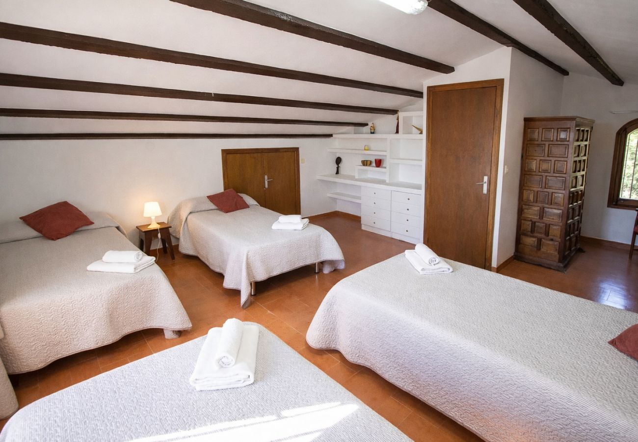 Villa in Gerona/Girona - Saucy Chateau for 24 pax - close to Blanes! 