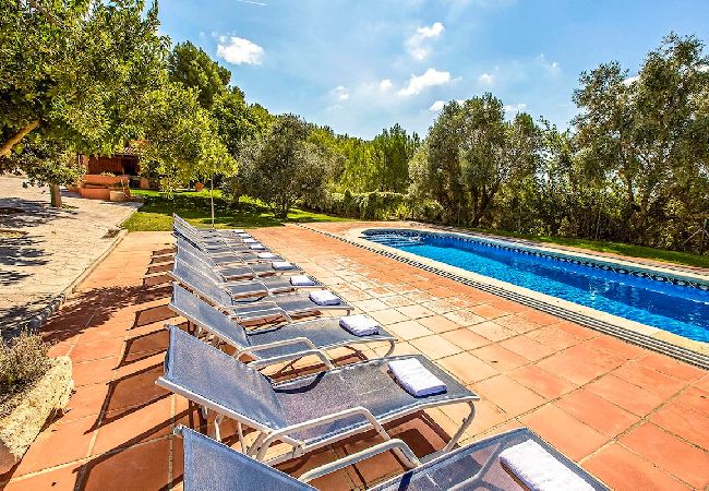 Villa in Castellet i la Gornal - Country Chateau for 22 persons - close to Sitges!