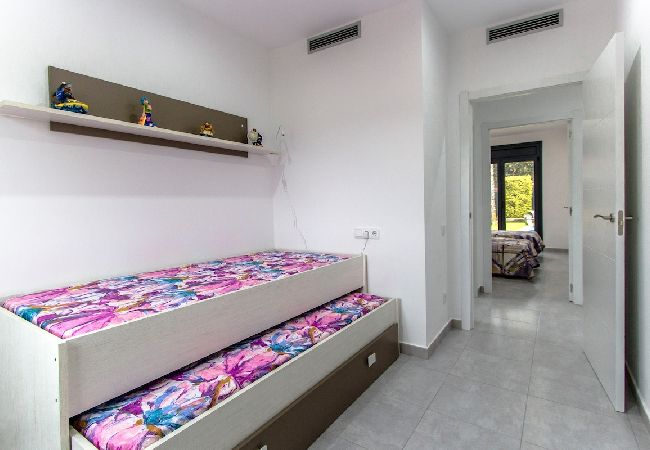 Villa in Sils - Catalunya Casas: Modern Vacation Paradise 'Villa Ainmi' on the Costa Brava!  Villa in Sils - Catalunya Casas: Modern Vacation Paradise 'Villa Ainmi' on the Costa Brava!
