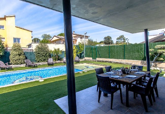 Villa in Sils - Catalunya Casas: Modern Vacation Paradise 'Villa Ainmi' on the Costa Brava!  Villa in Sils - Catalunya Casas: Modern Vacation Paradise 'Villa Ainmi' on the Costa Brava!