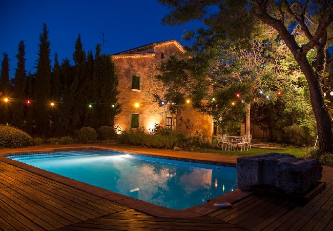 Villa in Vilafranca del Penedes - Rustic Vibes Villa w/ private pool 12km to beach!