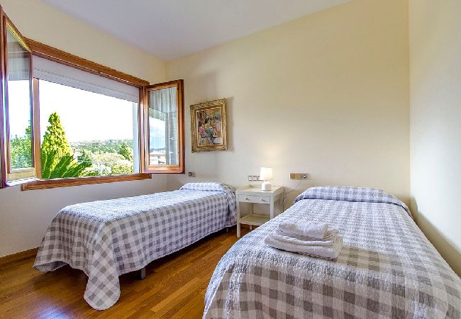 Villa in Gerona / Girona - Picturesque Costa Brava Countryside Villa Villa in Gerona / Girona - Picturesque Costa Brava Countryside Villa