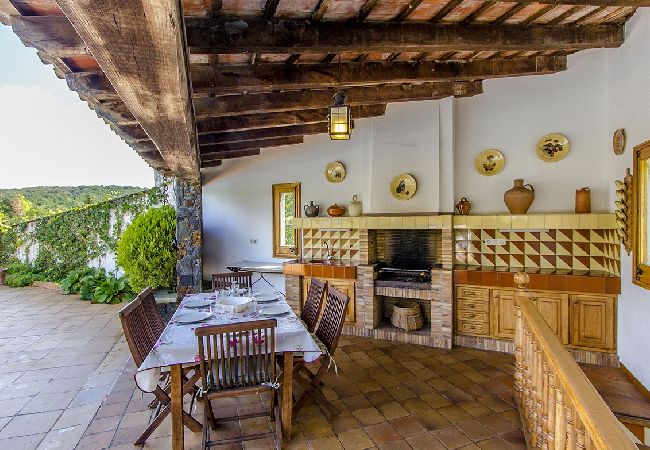 Villa in Gerona/Girona - Picturesque Costa Brava Countryside Villa