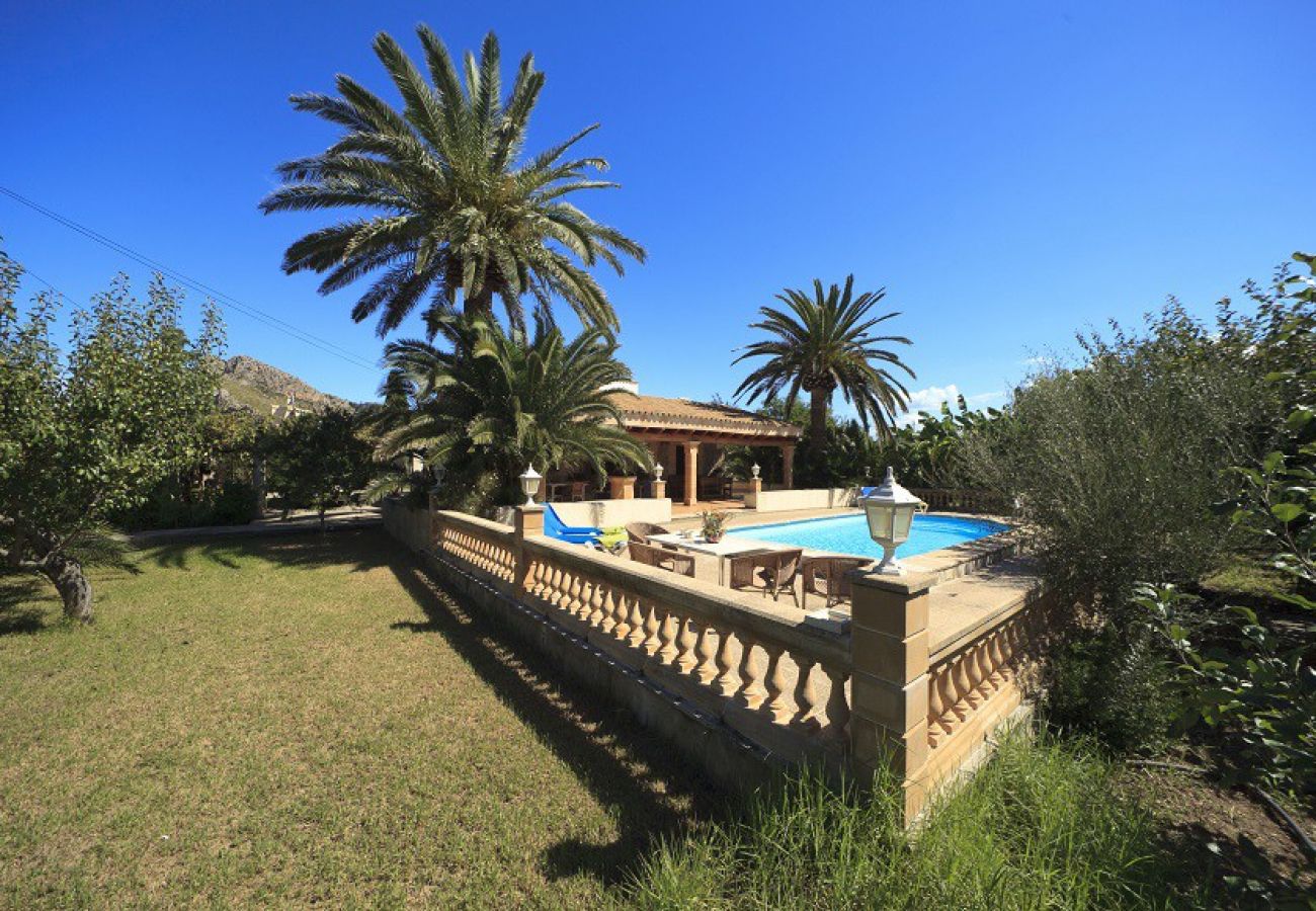 Villa in Palma de Mallorca - Private pool and 1.7km to Mallorca’s Beaches!