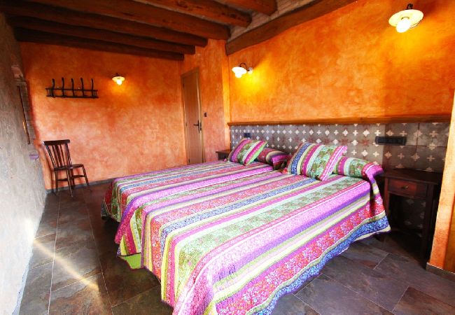 Villa in Llobera - Villa Vilaseca countryside views w/ private pool! Villa in Llobera - Villa Vilaseca countryside views w/ private pool!