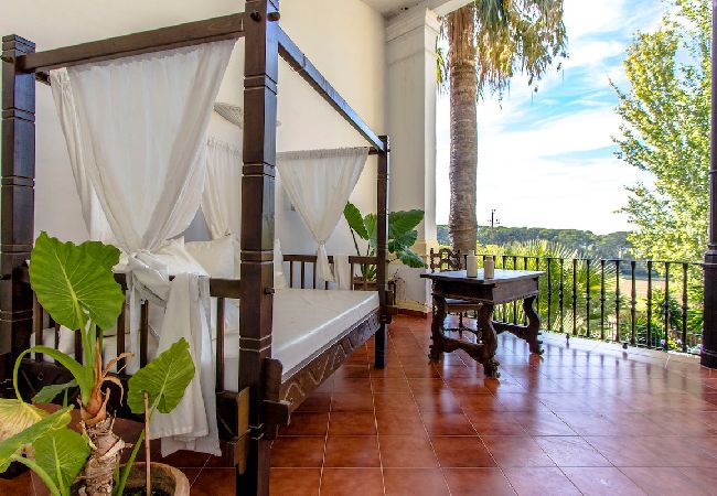 Villa in Banyeres del Penedès - Impressive and Idyllic mansion for up to 40 people! Villa in Banyeres del Penedès - Impressive and Idyllic mansion for up to 40 people!