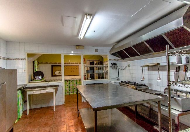 Villa in Banyeres del Penedès - Impressive and Idyllic mansion for up to 40 people! Villa in Banyeres del Penedès - Impressive and Idyllic mansion for up to 40 people!