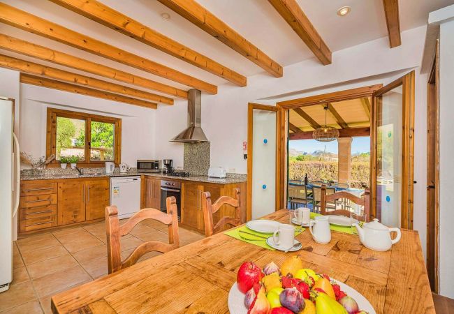 Villa in Mallorca - Rustic Villa close to Puerto Pollensa’s beaches! Villa in Mallorca - Rustic Villa close to Puerto Pollensa’s beaches!