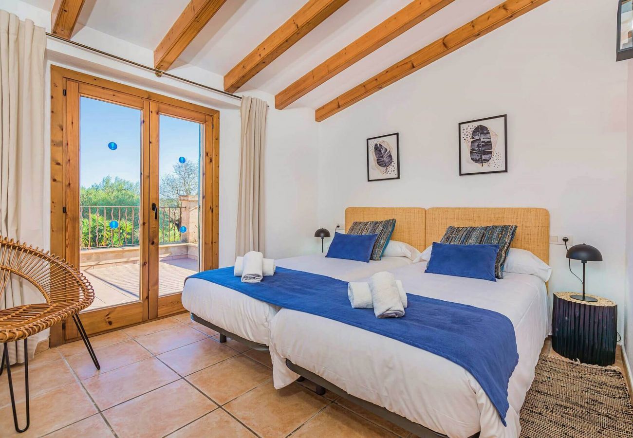 Villa in Palma de Mallorca - Rustic Villa close to Puerto Pollensa’s beaches!