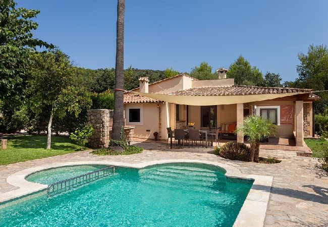 Villa/Dettached house in Mallorca - Gorgeous Villa-only 15 min walk to Pollensa!