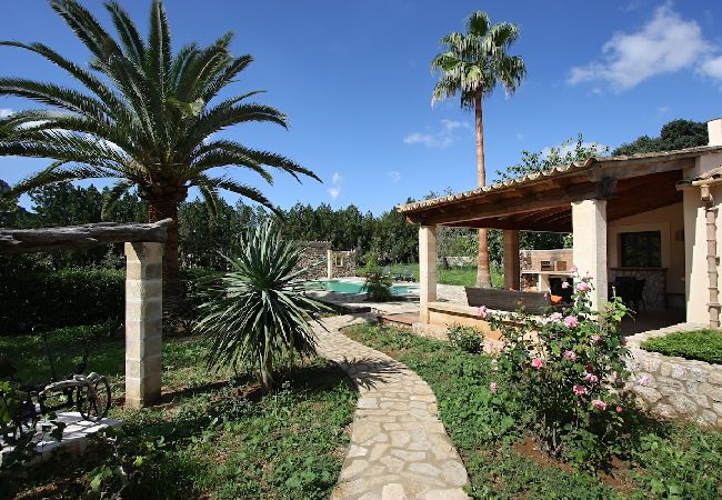 Villa in Palma de Mallorca - Gorgeous Villa-only 15 min walk to Pollensa!