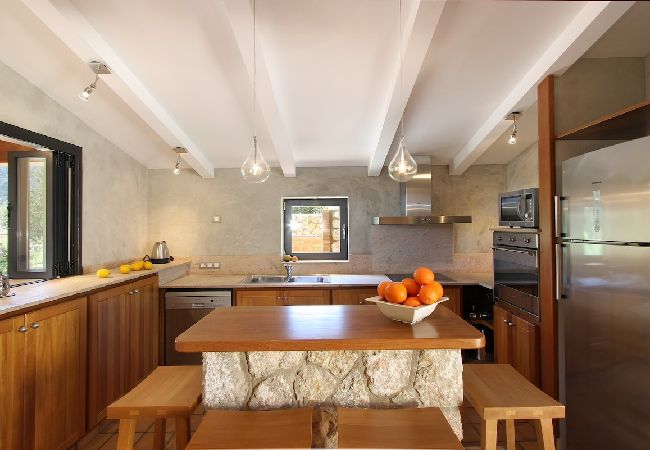 Villa in Mallorca - Gorgeous Villa-only 15 min walk to Pollensa! Villa in Mallorca - Gorgeous Villa-only 15 min walk to Pollensa!