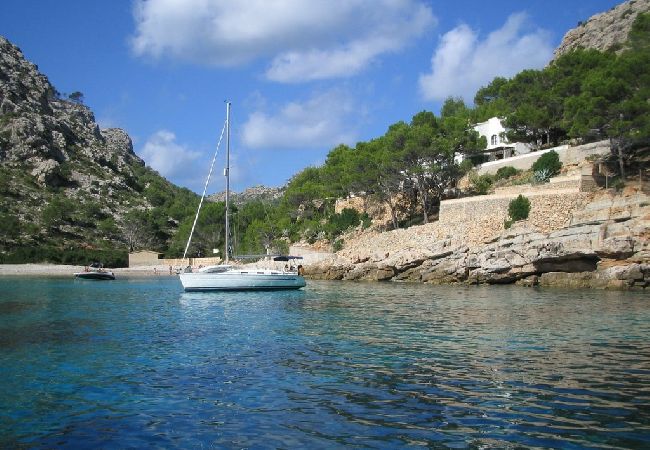 Villa in Mallorca - Gorgeous Villa-only 15 min walk to Pollensa! Villa in Mallorca - Gorgeous Villa-only 15 min walk to Pollensa!
