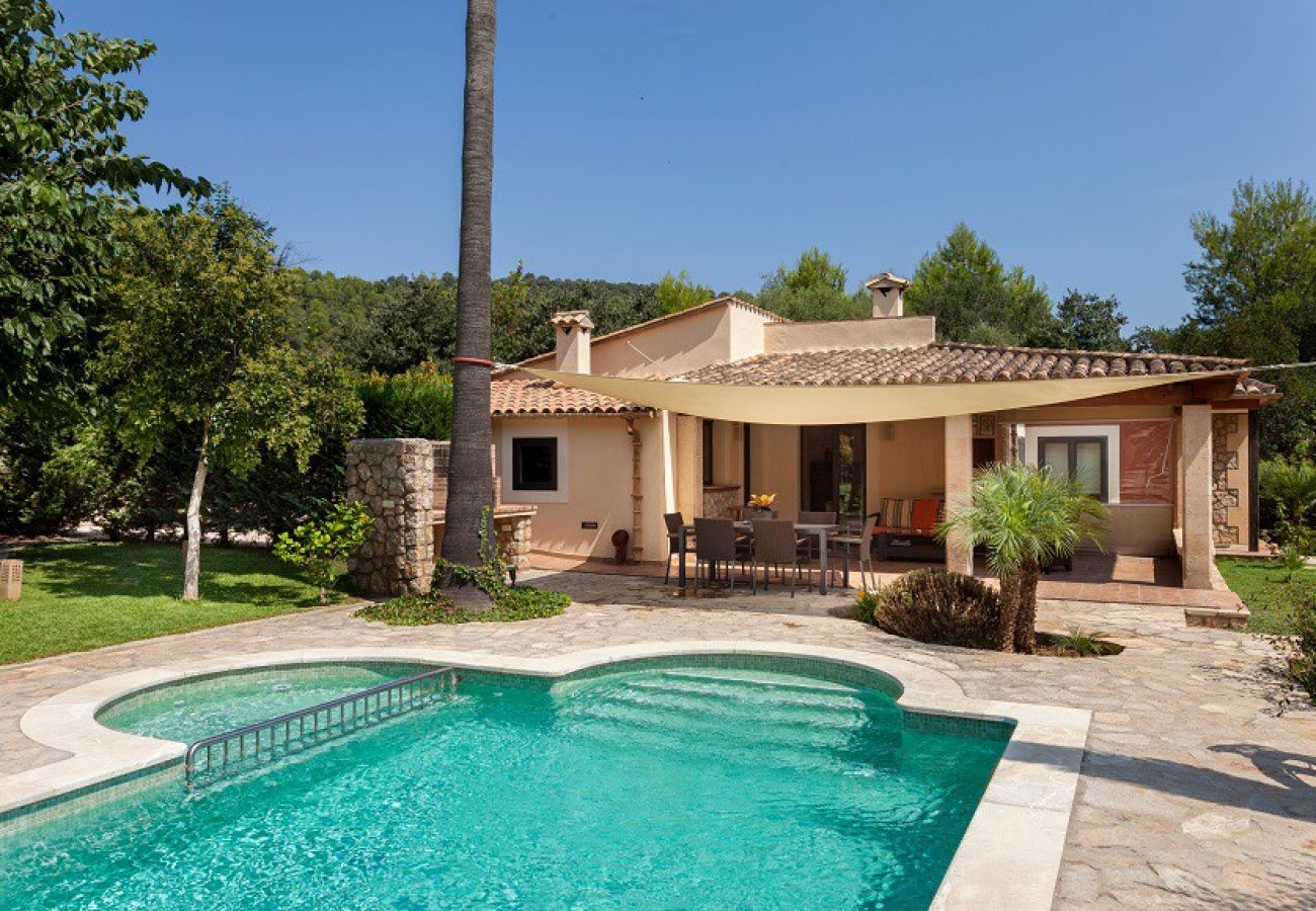 Villa in Palma de Mallorca - Gorgeous Villa-only 15 min walk to Pollensa!