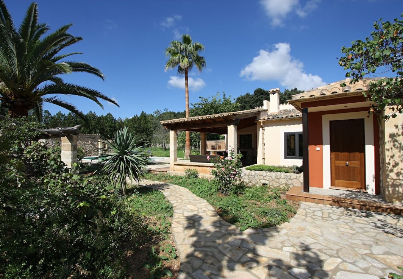 Villa in Palma de Mallorca - Gorgeous Villa-only 15 min walk to Pollensa!
