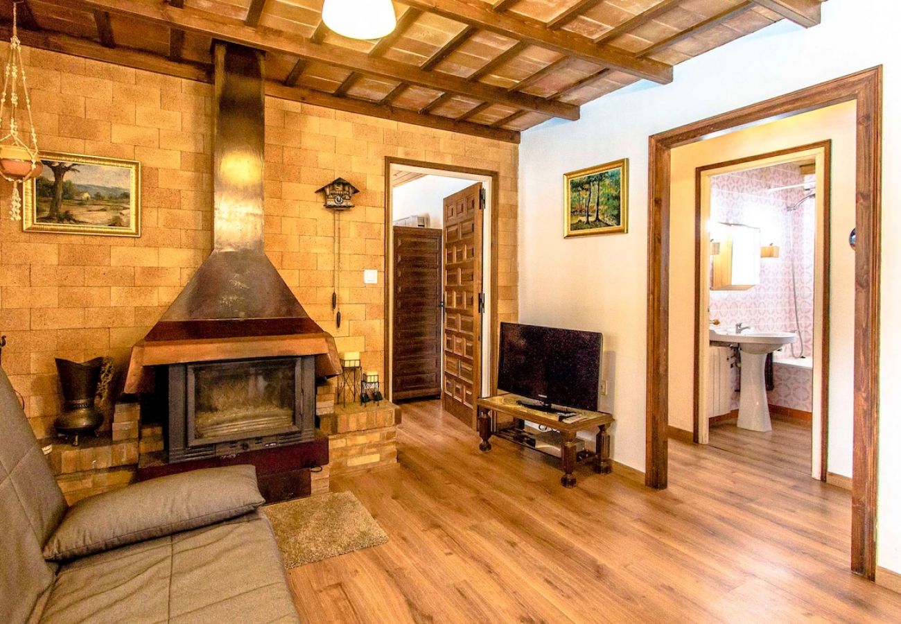 Villa in Santa Coloma de Farners -  Costa Brava villa w/ private pool and spacious garden