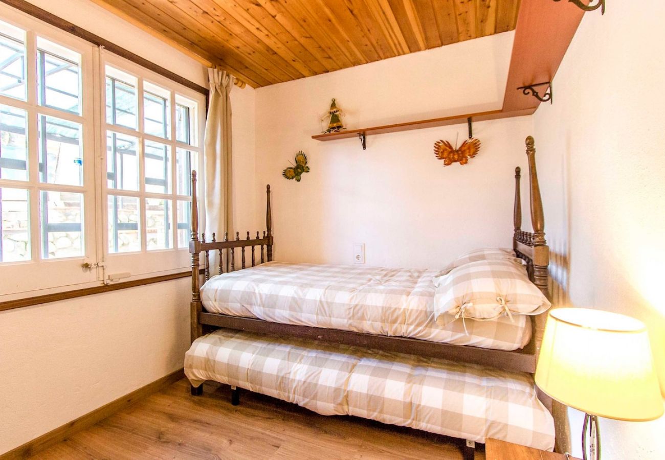 Villa in Santa Coloma de Farners -  Costa Brava villa w/ private pool and spacious garden