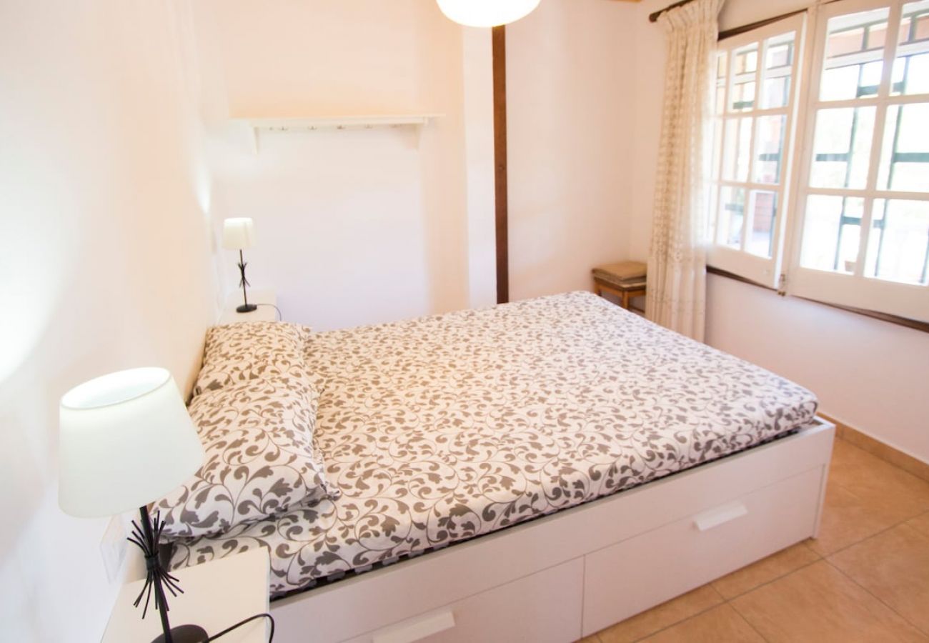 Villa in Santa Coloma de Farners -  Costa Brava villa w/ private pool and spacious garden